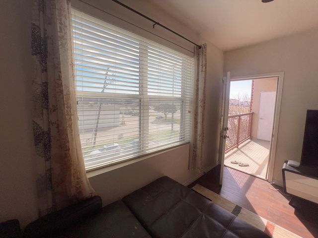 1100 W Trinity Mills Road 3015, Carrollton, TX 75006