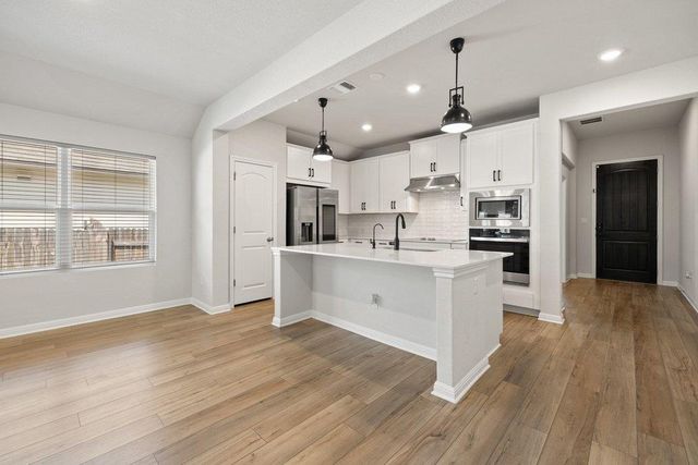 105 Cupa Monti RD, Hutto, TX 78634