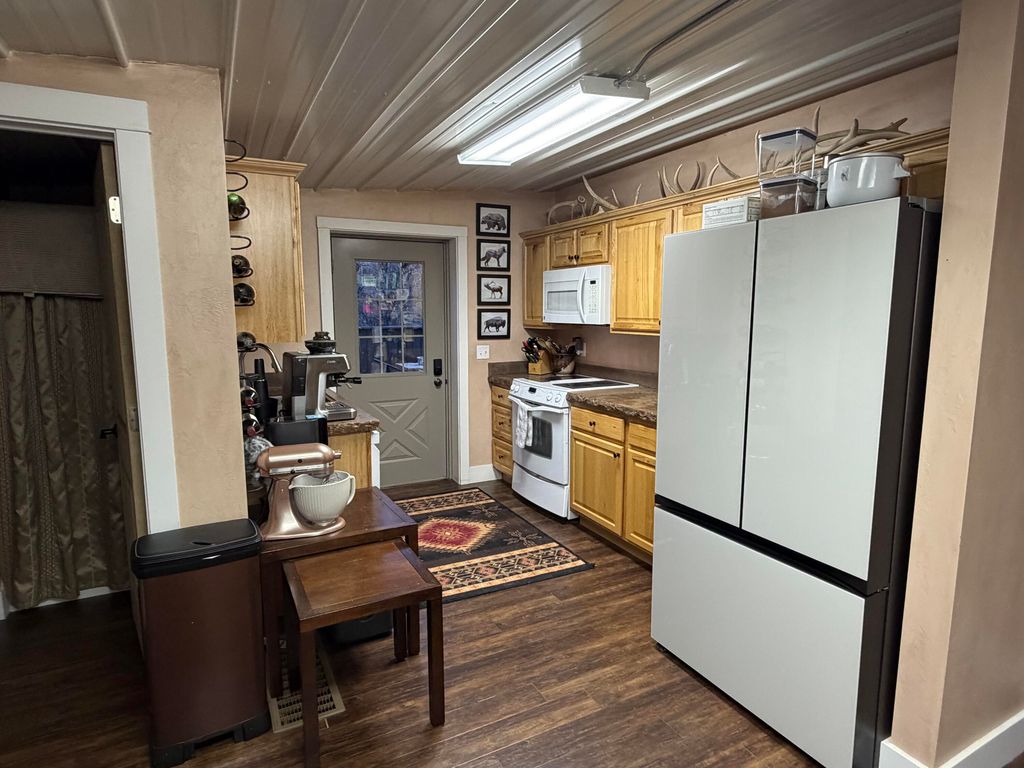 1030 N Carrington Avenue, Buffalo, WY 82834 photo 10