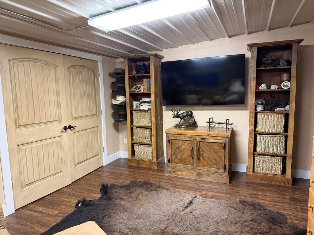 1030 N Carrington Avenue, Buffalo, WY 82834 photo 13