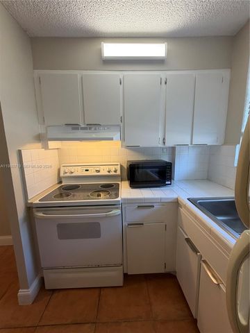 1801 S Treasure Dr 202, North Bay Village, FL 33141