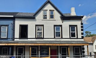 114 CHAMBERS ST, Trenton, NJ 08609