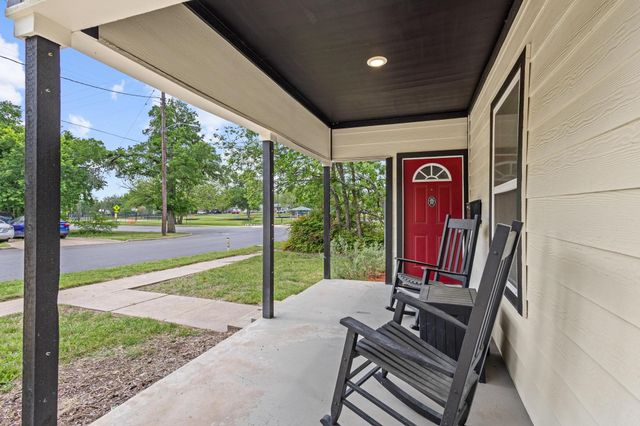 1425 E Cherry Street, Sherman, TX 75090