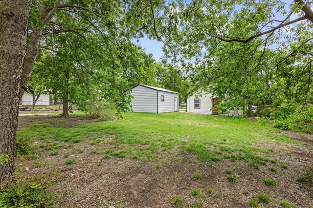 1425 E Cherry Street, Sherman, TX 75090