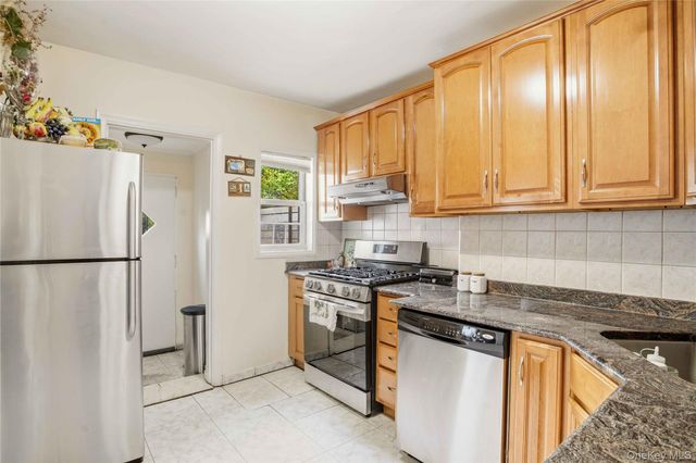 2325 24th Street, Astoria, NY 11105