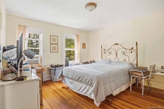 2325 24th Street, Astoria, NY 11105