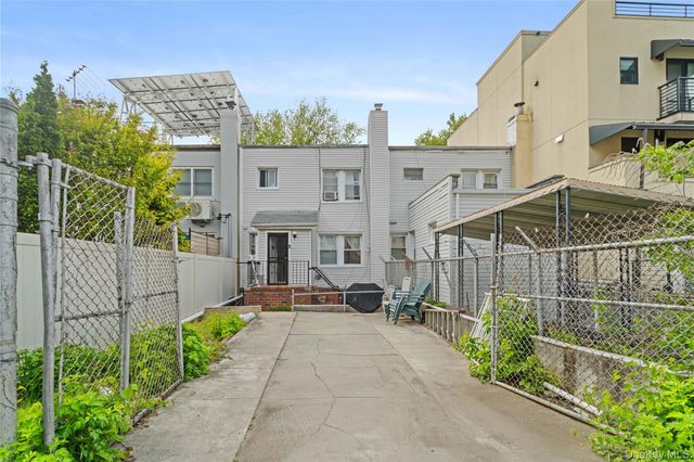 2325 24th Street, Astoria, NY 11105