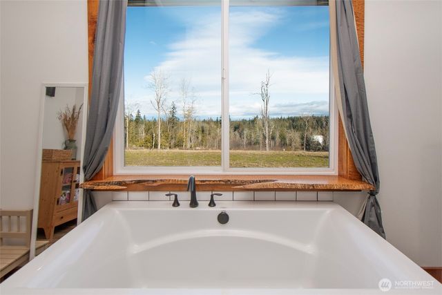 242 Watershed Road, Port Angeles, WA 98362