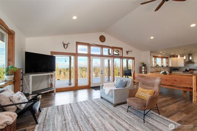 242 Watershed Road, Port Angeles, WA 98362
