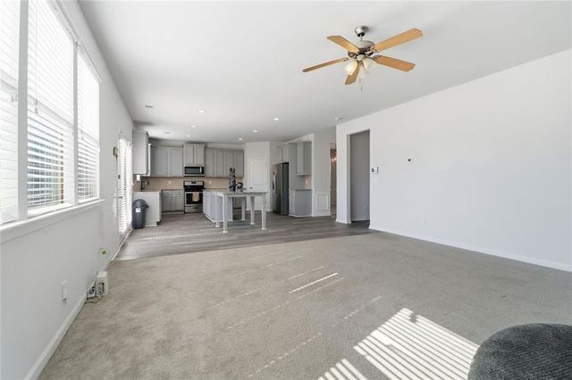 210 Palm Springs Circle, Fairburn, GA 30213