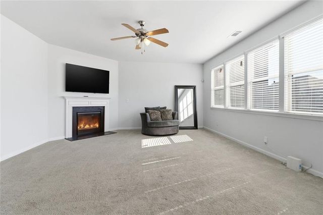 210 Palm Springs Circle, Fairburn, GA 30213