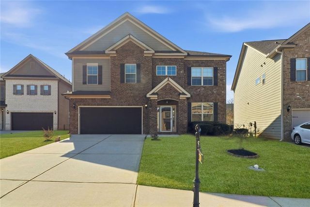 210 Palm Springs Circle, Fairburn, GA 30213