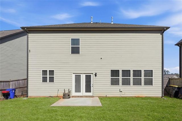 210 Palm Springs Circle, Fairburn, GA 30213