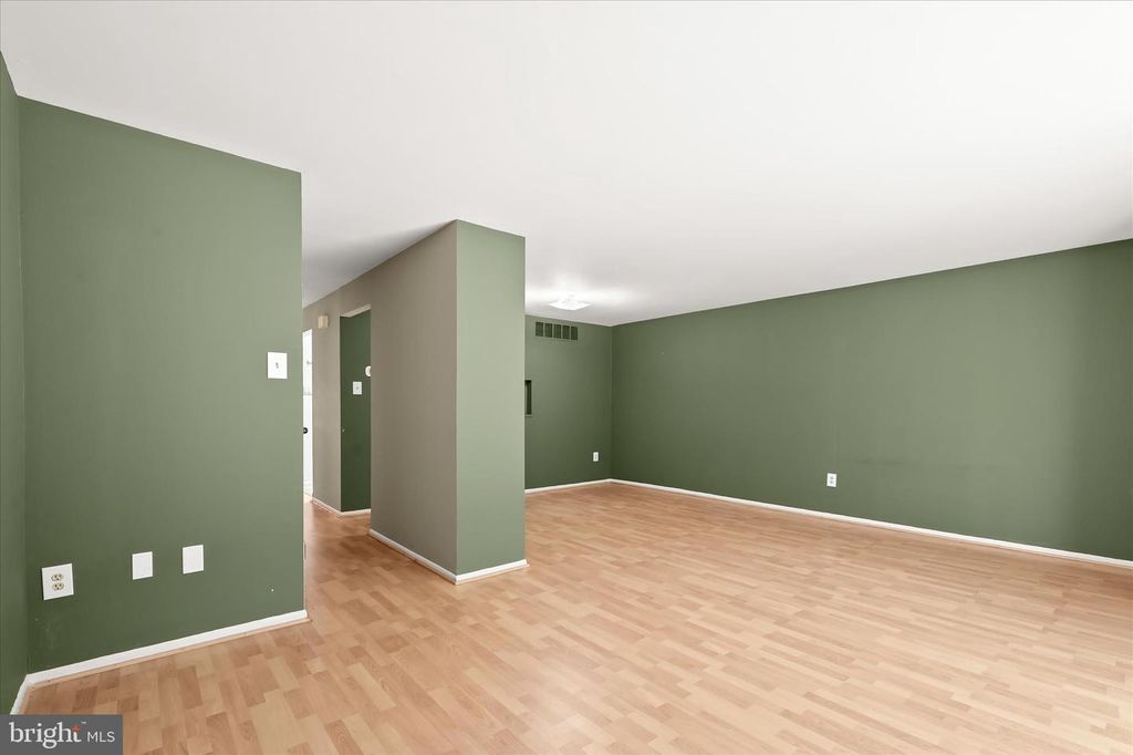 Image 14 of property listing at 9015 MOVING WATER LN, Columbia, MD 21046