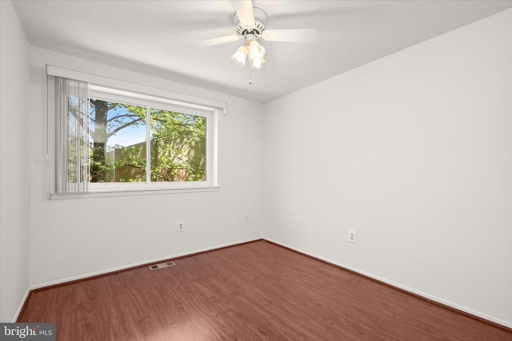 Image 34 of property listing at 9015 MOVING WATER LN, Columbia, MD 21046