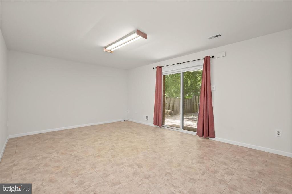 Image 37 of property listing at 9015 MOVING WATER LN, Columbia, MD 21046