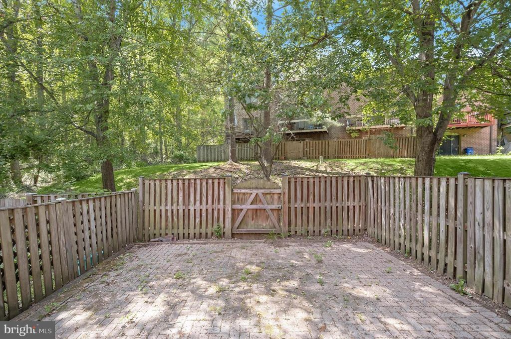 Image 40 of property listing at 9015 MOVING WATER LN, Columbia, MD 21046