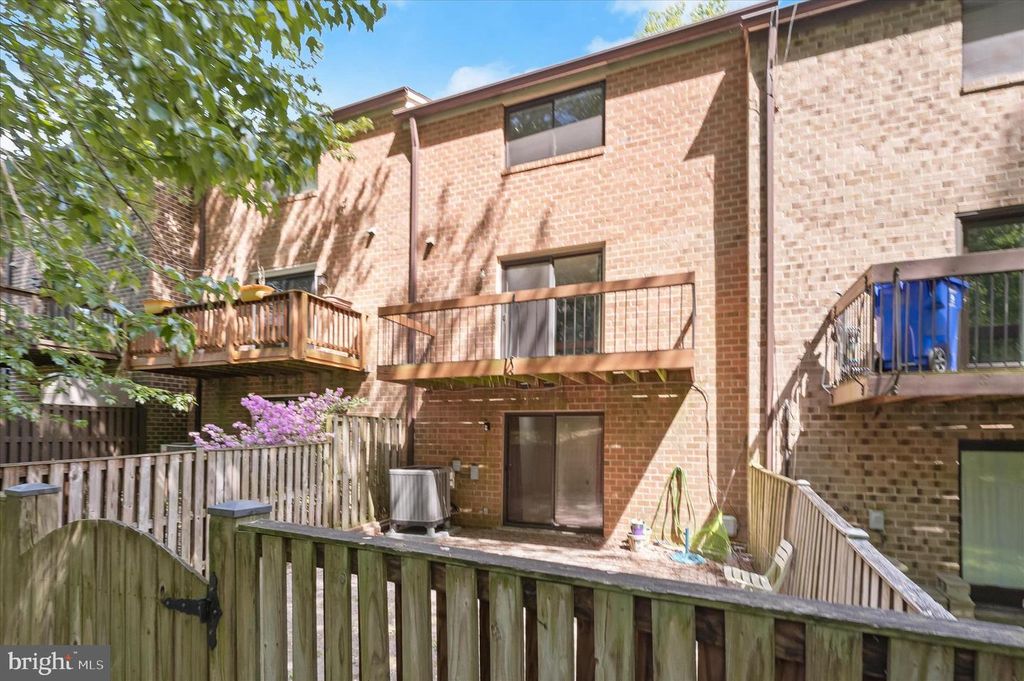 Image 45 of property listing at 9015 MOVING WATER LN, Columbia, MD 21046
