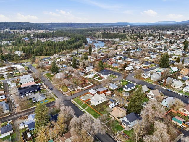 1808 N Cannon St, Spokane, WA 99205