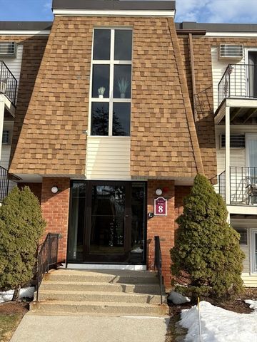 80 Damon Rd 8201, Northampton, MA 01060