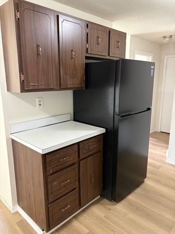 80 Damon Rd 8201, Northampton, MA 01060