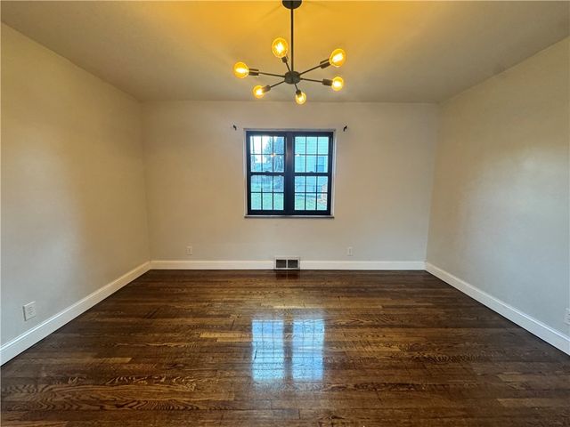 58 Evergreen Ter, Uniontown, PA 15401