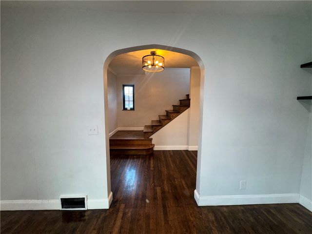 58 Evergreen Ter, Uniontown, PA 15401