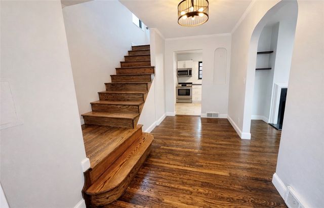 58 Evergreen Ter, Uniontown, PA 15401