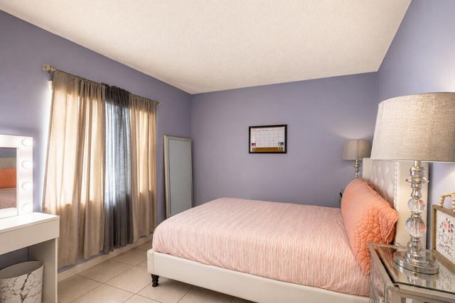 10304 Pippin Lane, Royal Palm Beach, FL 33411