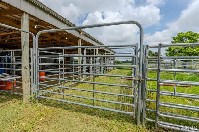 20372 County Road 6380, Newburg, MO 65550