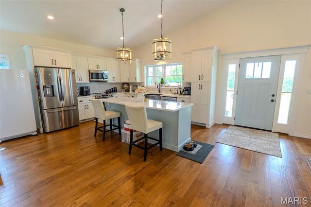 20372 County Road 6380, Newburg, MO 65550