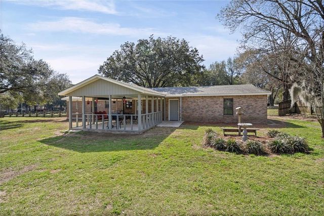 6930 Ching Lynch Road, Mobile, AL 36618