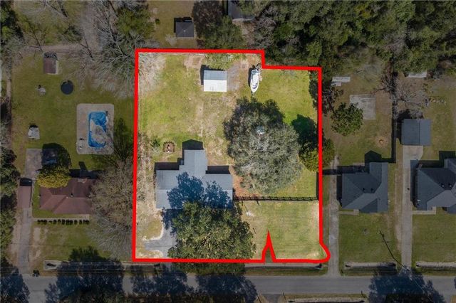 6930 Ching Lynch Road, Mobile, AL 36618