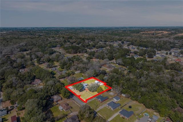 6930 Ching Lynch Road, Mobile, AL 36618