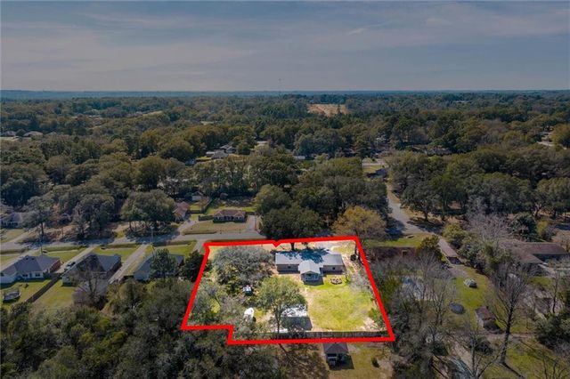 6930 Ching Lynch Road, Mobile, AL 36618