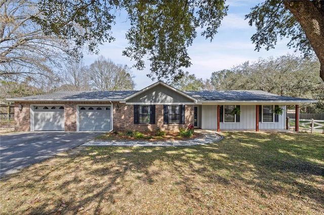 6930 Ching Lynch Road, Mobile, AL 36618