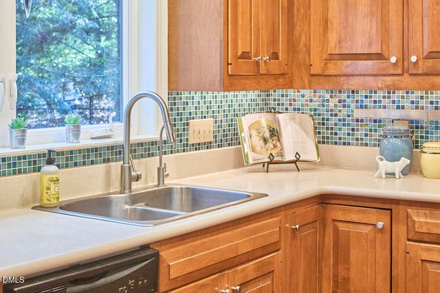 3105 Whitfield Road, Chapel Hill, NC 27514