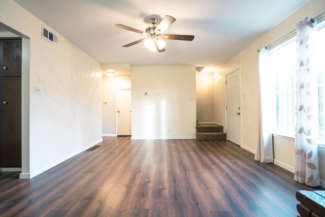 4467 Dorset St, Stockton, CA 95207