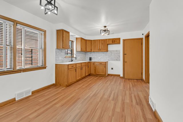 8242 S Damen Avenue, Chicago, IL 60620