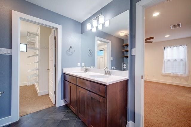 2002 Tramson DR 105C, Austin, TX 78741