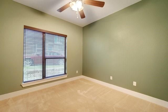 2002 Tramson DR 105C, Austin, TX 78741