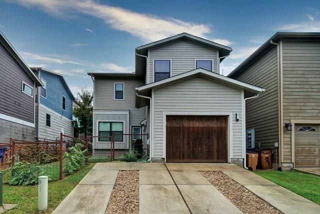 2002 Tramson DR 105C, Austin, TX 78741
