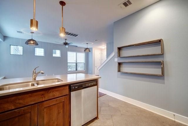 2002 Tramson DR 105C, Austin, TX 78741