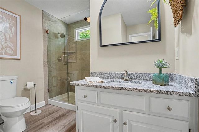 9638 N Wayne Avenue, Kansas City, MO 64155