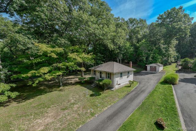 468 Old Bridge Road, Northport, NY 11768
