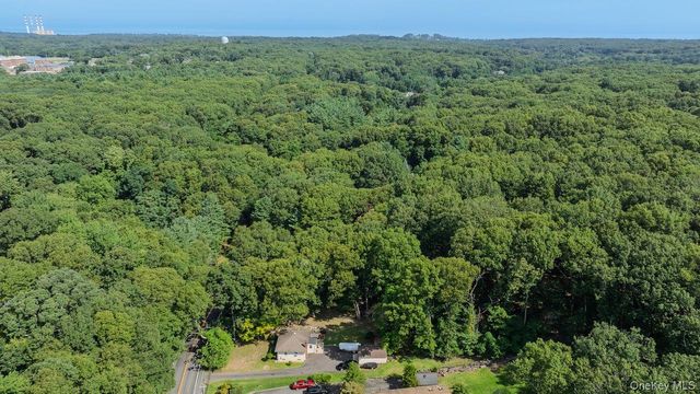468 Old Bridge Road, Northport, NY 11768