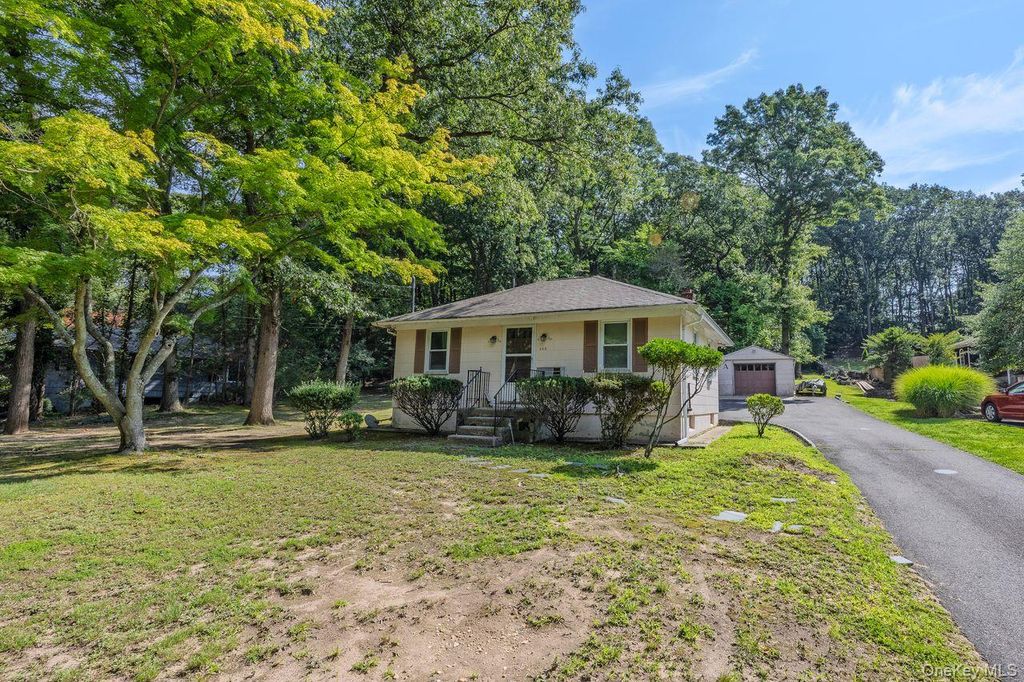 468 Old Bridge Road, Northport, NY 11768 — photo 2
