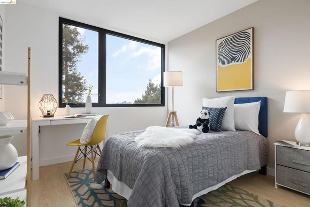 4037 Park Blvd, Oakland, CA 94602