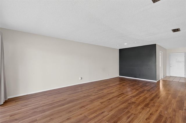 7880 PALM AIRE LANE 205, Sarasota, FL 34243