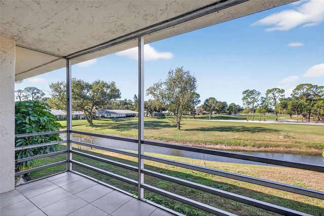 7880 PALM AIRE LANE 205, Sarasota, FL 34243